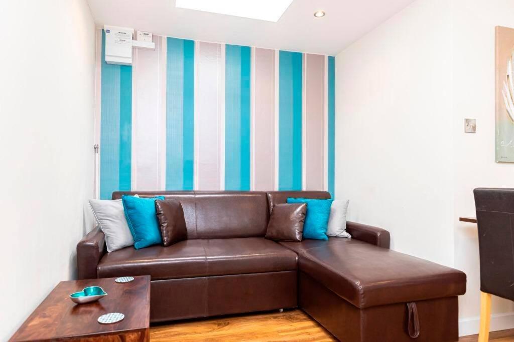 Bournecoast: Lovely Annex With Patio Nr Beach-5286 Bournemouth Buitenkant foto
